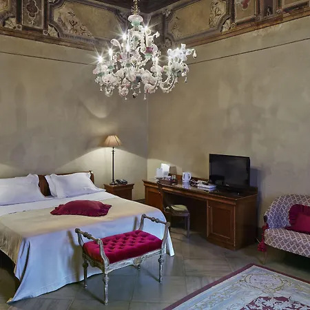 Cappello Szálloda 3*