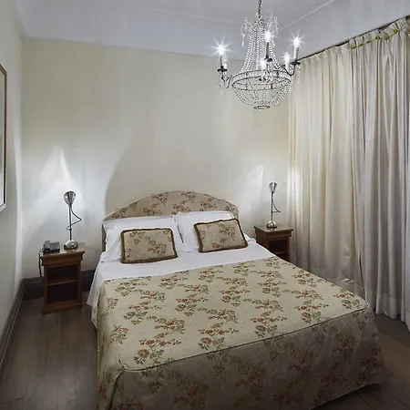 Cappello Hotel 3*